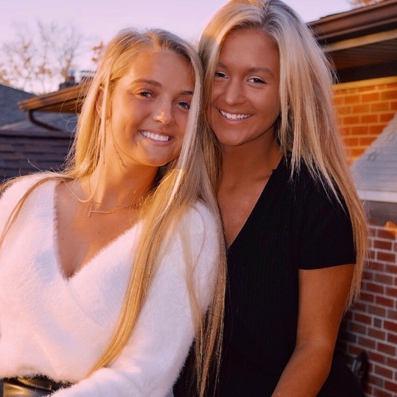 Meet your Posher, Taylor - Picture 1 of 1